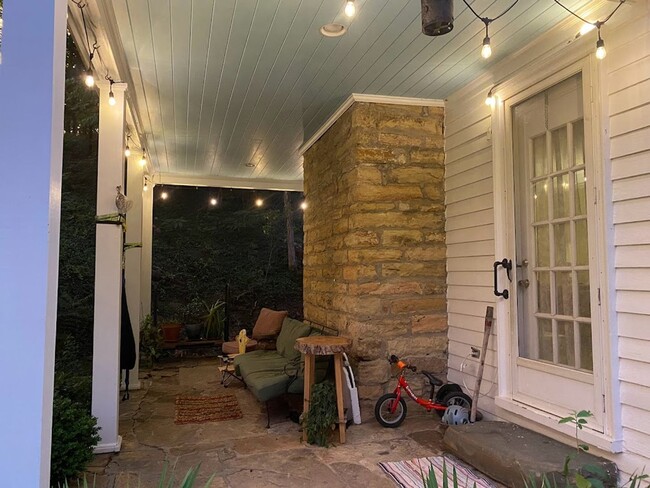 Foto del edificio - Cottage style home in Goshen