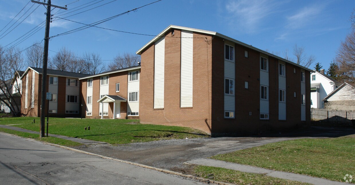 Foto del edificio - Croly Apartments