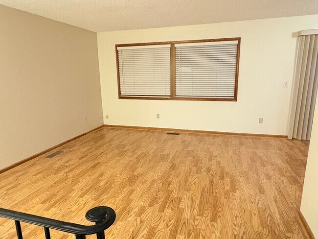 Foto del edificio - 4553 Scott Trl