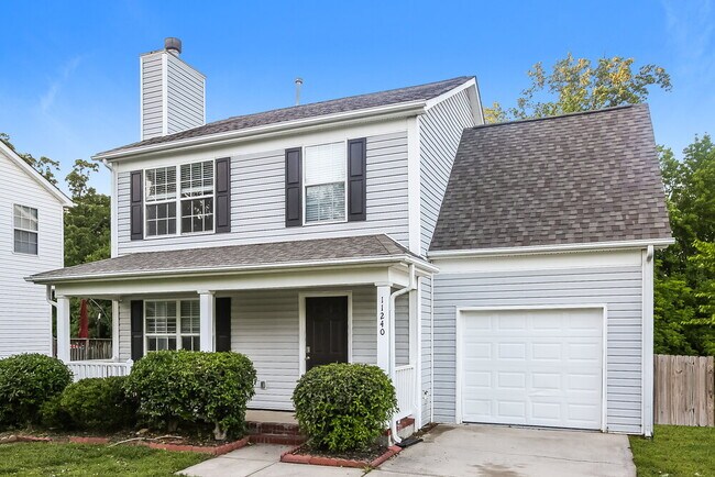Building Photo - 11240 Northwoods Forest Dr