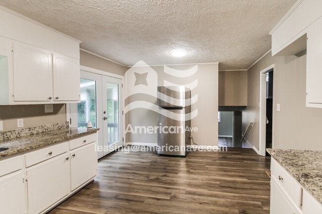 Foto del edificio - 119 Ruby Dr