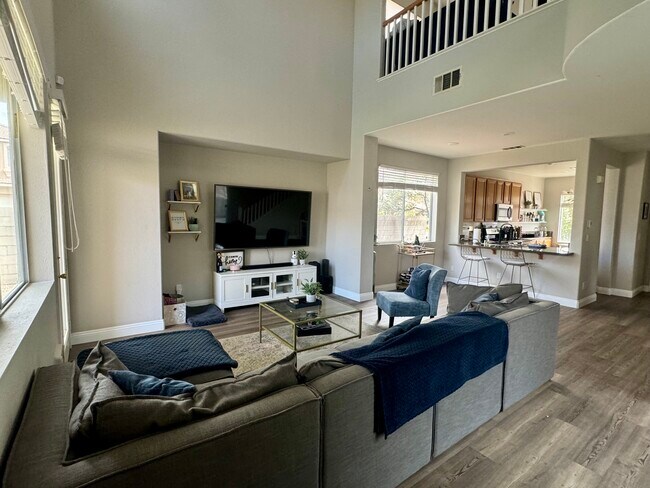 Building Photo - 9735 Canterbury Creek St