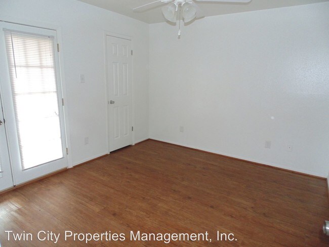 Foto del edificio - 2605 Pecan Knoll St