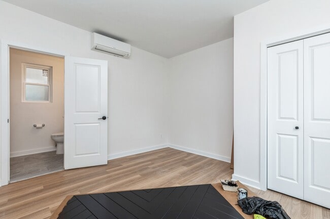 Bedroom - 164 Glenwood Ave