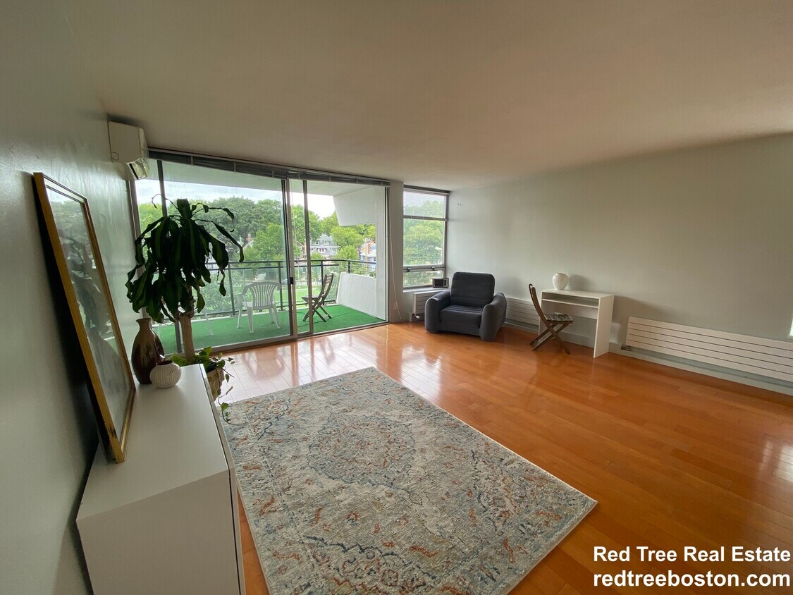 Foto principal - 60 Babcock St