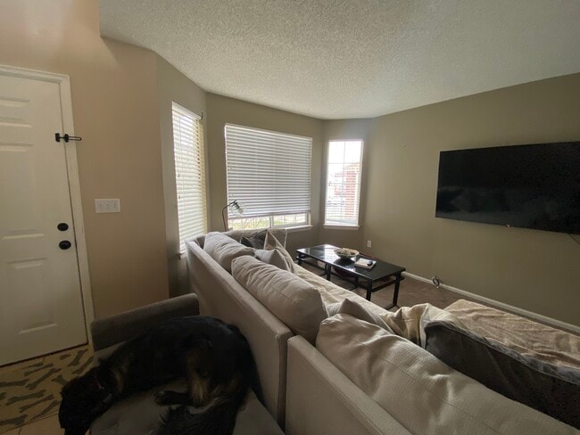Foto del edificio - 11769 Fenton St