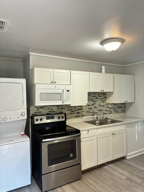 Foto del edificio - 314 Celery Ave S