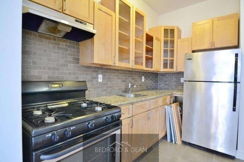 Primary Photo - 1524 Lincoln Pl