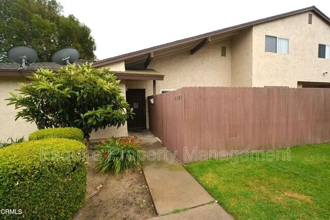 Building Photo - 3101 Albany Dr