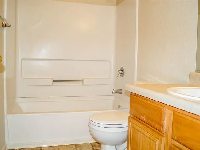 Foto del edificio - 561 Sydney Walk Ln NW