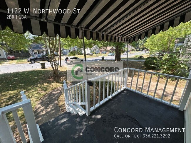 Foto del edificio - 1122 W Northwood St