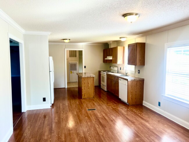 Foto del edificio - 2024 Rocky Creek Ln