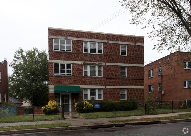 Building Photo - Grant Street Apartment Homes