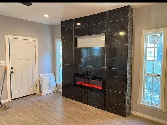 Building Photo - Ready to move in