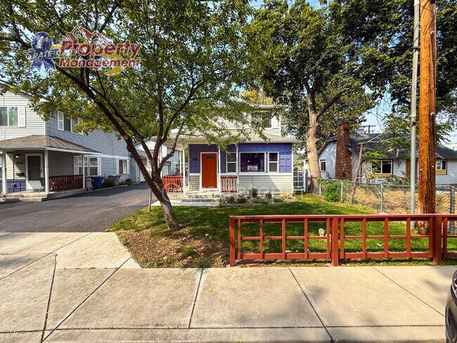 Foto del edificio - 1681 Cleveland St