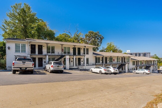 Interior Photo - The Villas Apartments