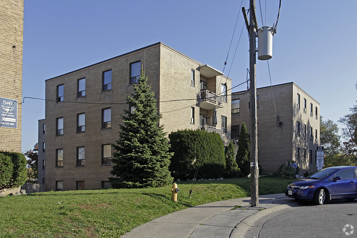 Photo du bâtiment - 5-6 Crown Hill Pl