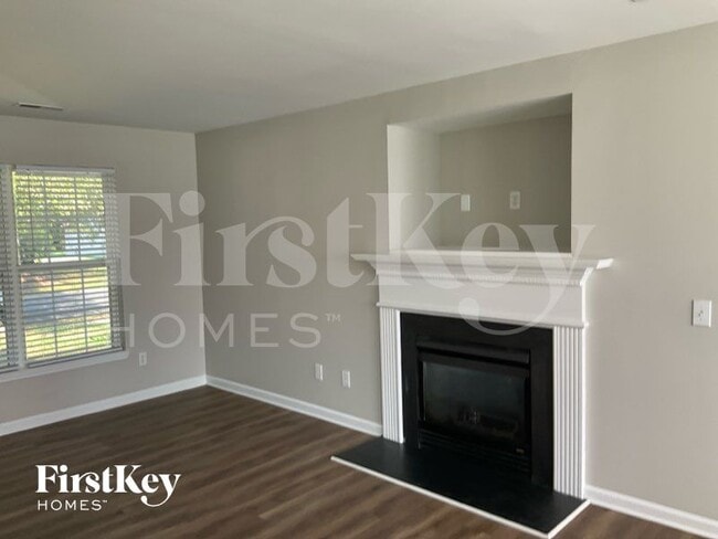 Building Photo - 1027 Enderbury Dr