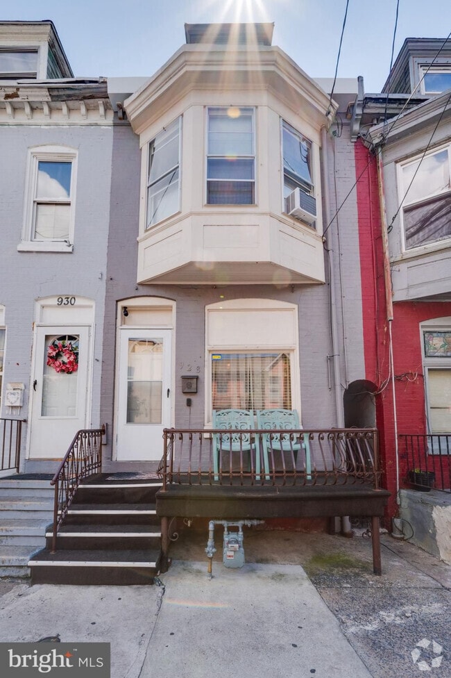 Building Photo - 928 Muhlenberg St