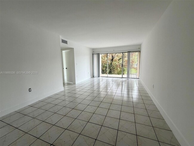 Foto del edificio - 706 NW 87th Ave