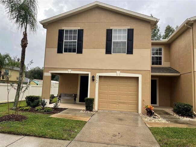 Building Photo - 7902 Longwood Run Ln