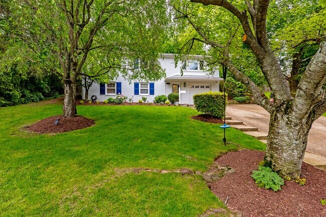 Building Photo - Magical Home with the Yard of Your Dreams!