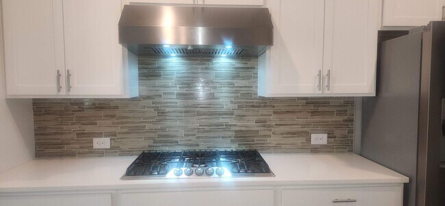 Foto del edificio - 4560 Mikajack Dr SE