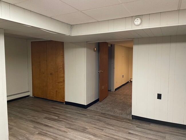 Foto del edificio - 34130 Utica Rd