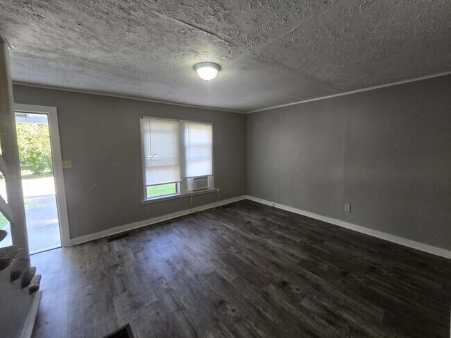 Building Photo - 1611 Tennessee St