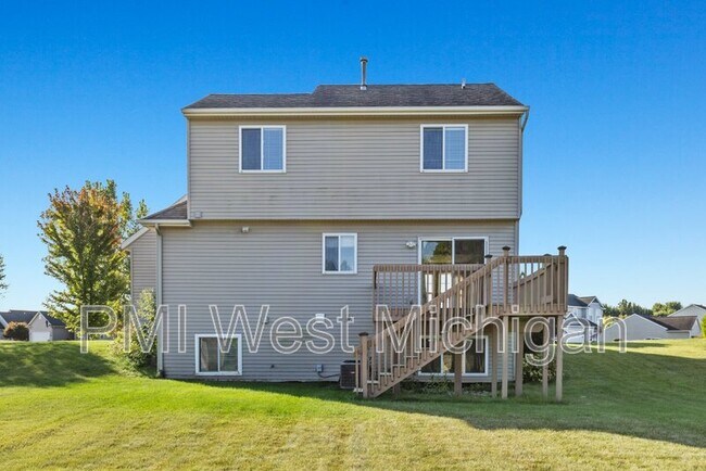 Building Photo - 1635 Sunny Glen Dr SE