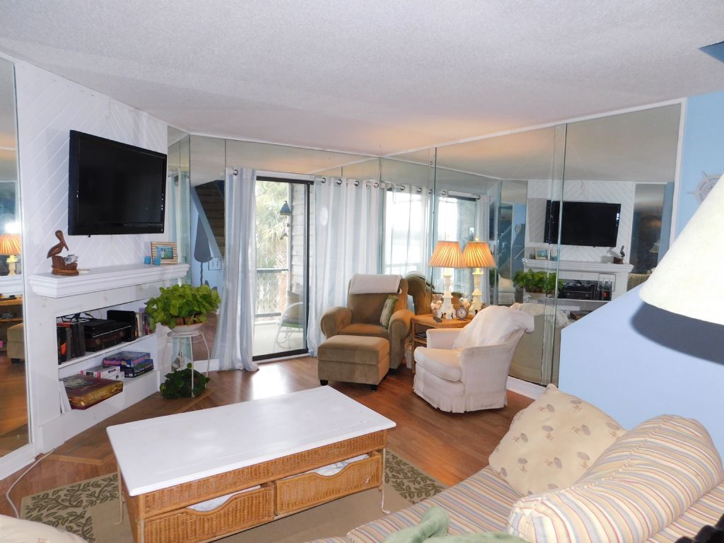 20 Mariners Cay Dr, Folly Beach, SC 29439 Townhome Rentals in Folly Beach SC