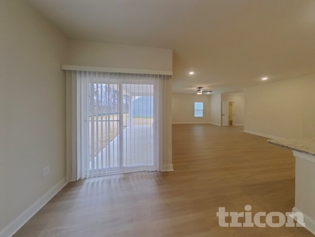 Foto del edificio - 7209 Jerimoth Dr