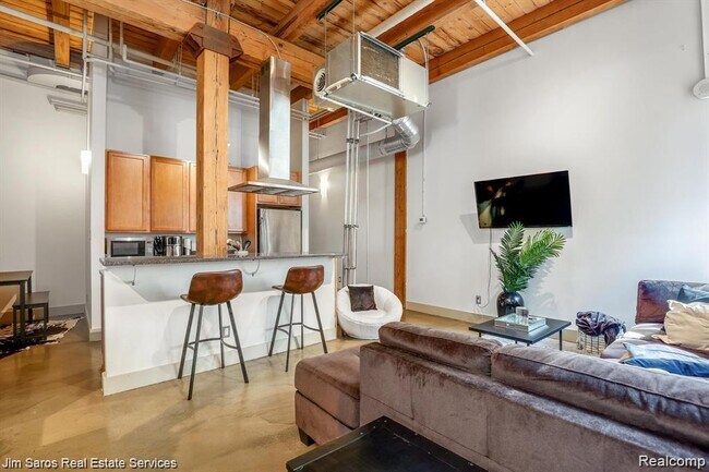 Foto del edificio - 6533 E Jefferson Ave