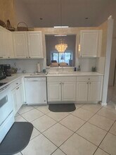 Building Photo - 5574 Royal Lake Cir