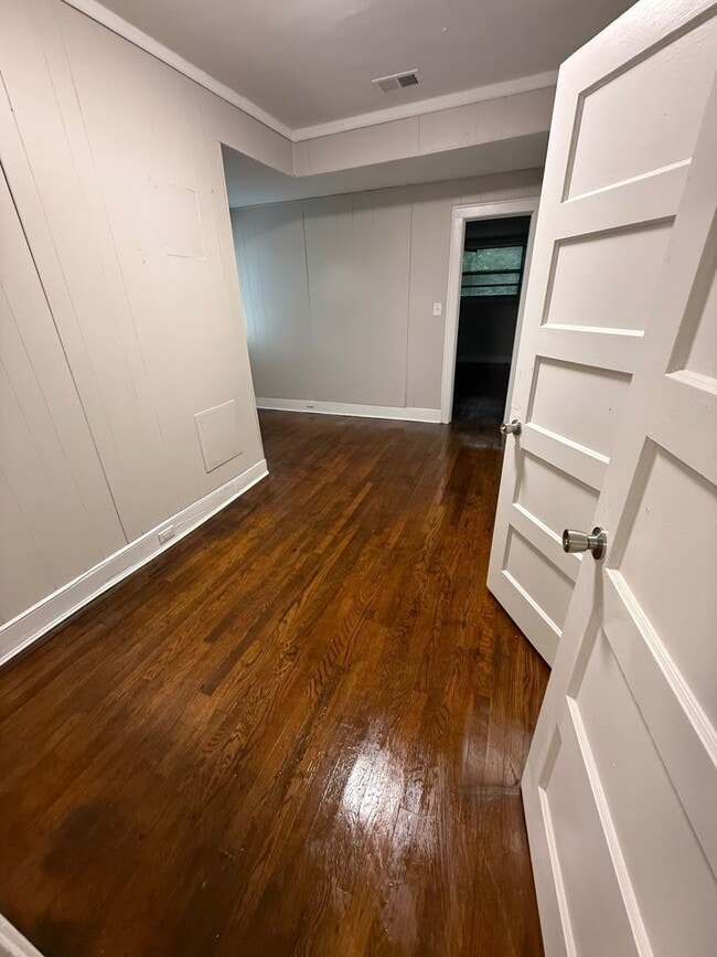 Foto del edificio - 1318 Oak St