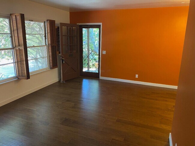 Building Photo - 3765 Inglewood Blvd