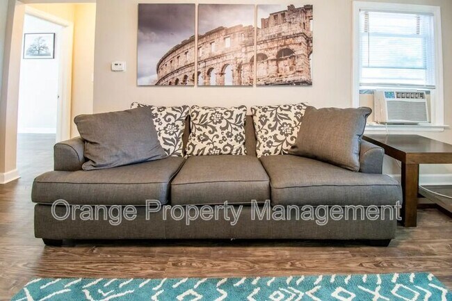 Foto del edificio - 820 N 46th St