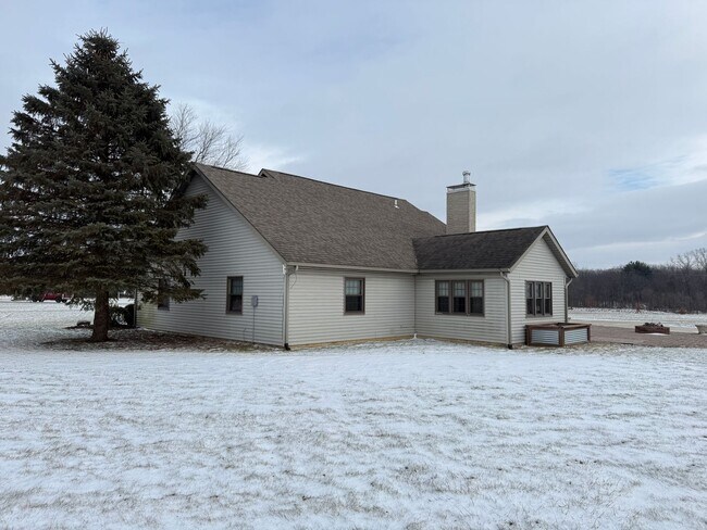 Foto del edificio - 5050 S 700 E-57