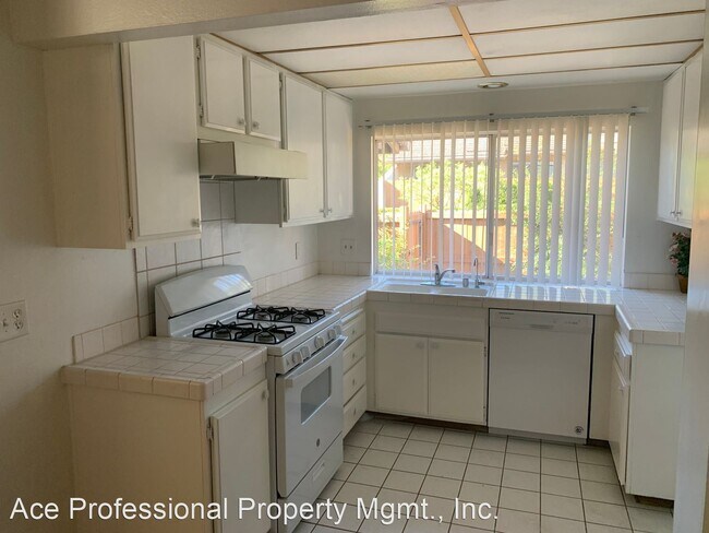 Foto del edificio - 2 br, 1 bath House - 1765 Avenida Selva