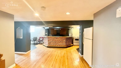 Building Photo - 3207 Maderna Rd