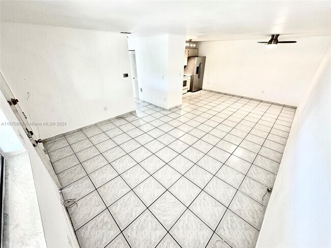 Building Photo - 6490 SW 130th Ave