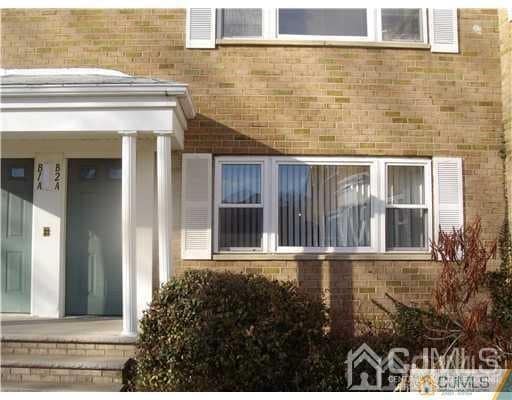 Foto del edificio - 187 Evergreen Rd