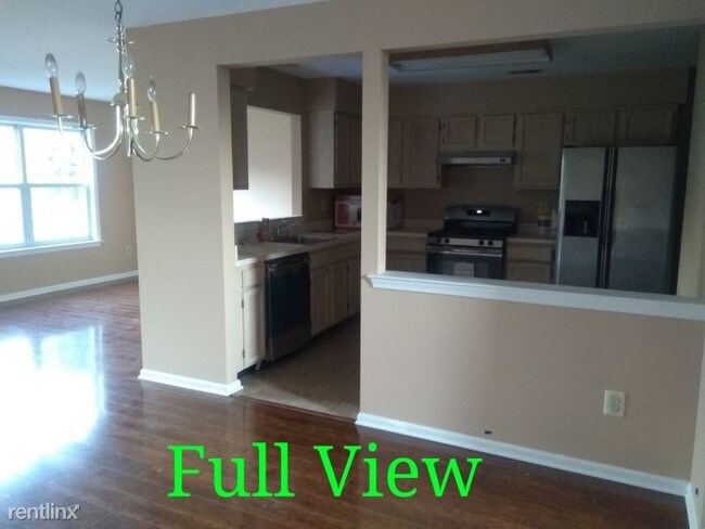 Building Photo - 3 br, 3.5 bath Townhome - 713 Snowdrop Ct