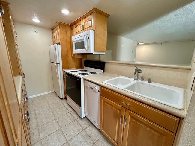 Foto del edificio - 1 Bed, 1 Bath Loft Condo in La Mesa!