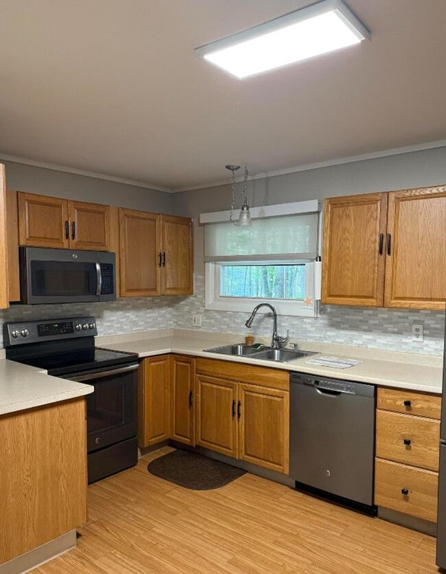 Foto del edificio - 3 Bed Cozy Ranch