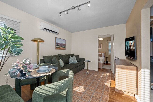 Building Photo - 2796 K St