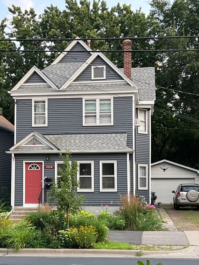 Foto del edificio - 1034 NE 18th Ave