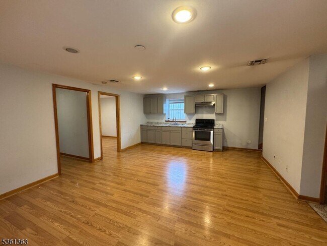 Foto del edificio - 119 Mt Pleasant Ave