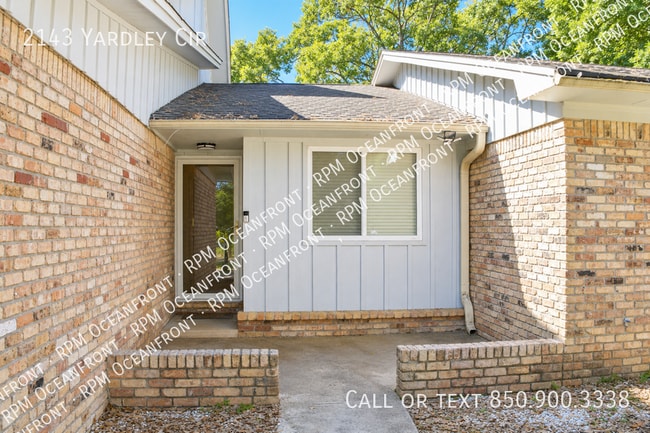 Building Photo - 2143 Yardley Cir