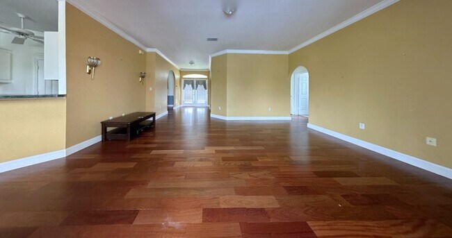Building Photo - 26530 Trinilas Dr